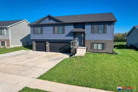 Exterior - 1332 Olivia Dr, Eagle, NE 68347 photo 1 of 5