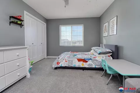 Bedroom - 1332 Olivia Dr, Eagle, NE 68347 photo 4 of 5