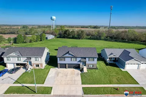 View/Area - 1332 Olivia Dr, Eagle, NE 68347 photo 2 of 4