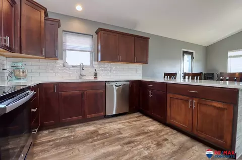 Kitchen - 1332 Olivia Dr, Eagle, NE 68347 photo 4 of 5