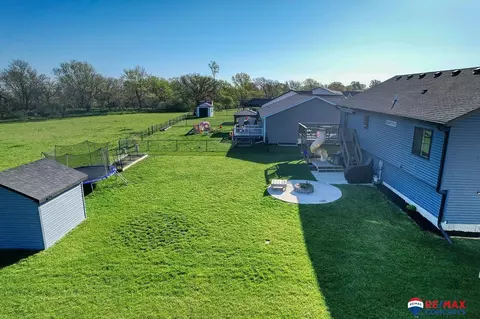 Exterior - 1332 Olivia Dr, Eagle, NE 68347 photo 5 of 5