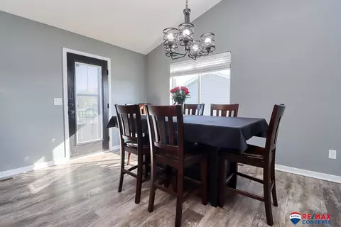 Dining - 1332 Olivia Dr, Eagle, NE 68347 photo 2 of 2