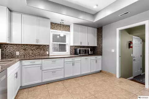 380 Main St, Springfield, NE 68059 photo 9
