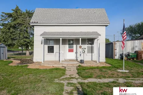 405 N Park St, Superior, NE 68978