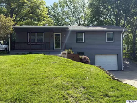 6911 N 64th St, Omaha, NE 68152
