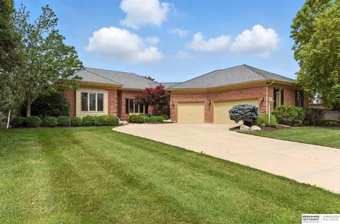 3118 S 169th Plz, Omaha, NE 68130