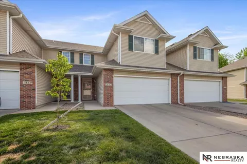 1823 Sawyer St, Lincoln, NE 68505
