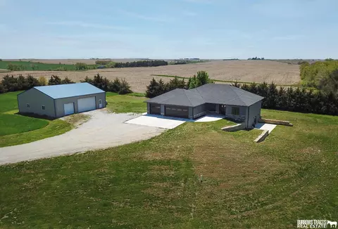 14533 E Birch Rd, Adams, NE 68301