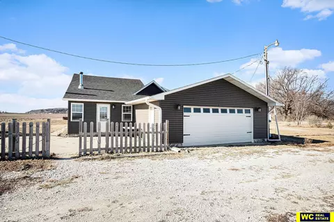 1794 160 St, Mondamin, IA 51557