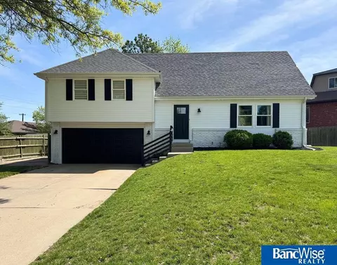 4320 S 60th St, Lincoln, NE 68516