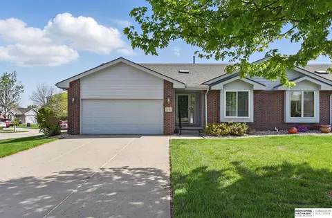 13303 Hillsborough Dr, Omaha, NE 68164
