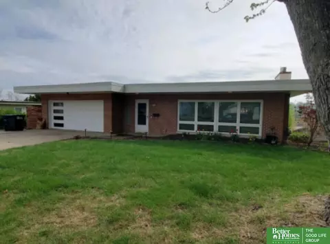 2429 S 48th Ave, Omaha, NE 68106