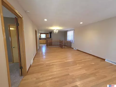 Living - 410 Austin St, Pickrell, NE 68422 photo 2 of 3