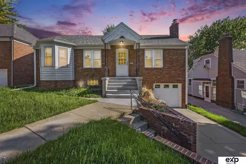 4331 Walnut St, Omaha, NE 68105