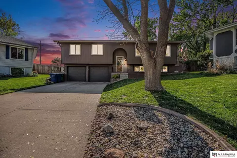 13014 Chandler St, Omaha, NE 68138