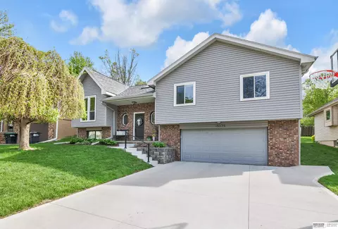 15375 Burt St, Omaha, NE 68154