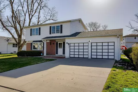 4313 N 101 St, Omaha, NE 68134