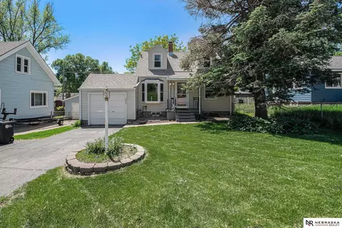 3923 Gold Street St, Omaha, NE 68105