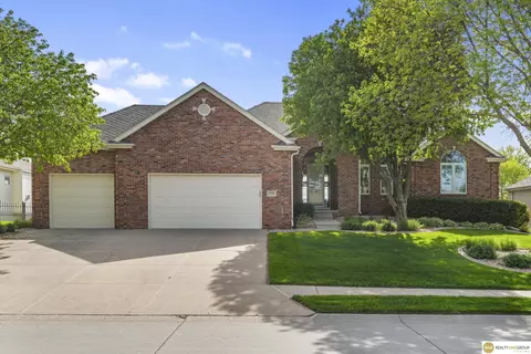 7302 N 117th Ave, Omaha, NE 68142
