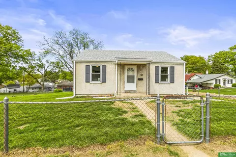 3812 Drexel St, Omaha, NE 68107