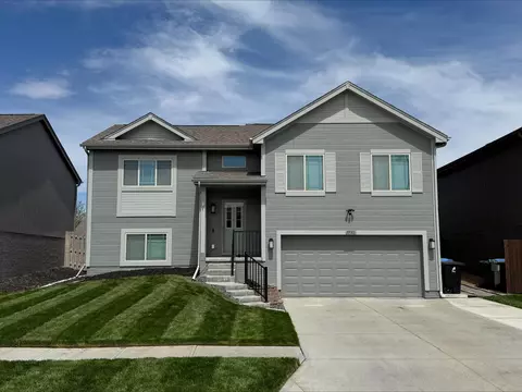 7731 N 88 St, Omaha, NE 68122
