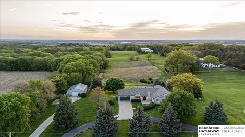 3420 S 222nd St, Elkhorn, NE 68022