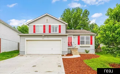 11019 Weber St, Omaha, NE 68142