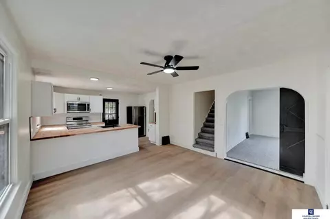 1423 High St, Beatrice, NE 68310 photo 6