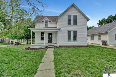 1423 High St, Beatrice, NE 68310