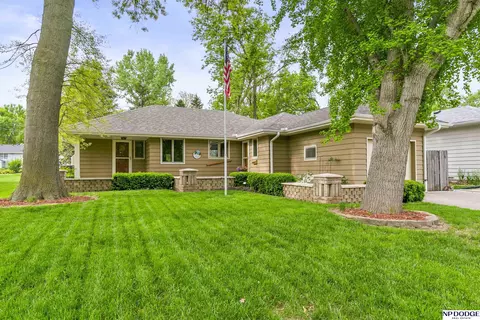 2065 Grant St, Blair, NE 68008
