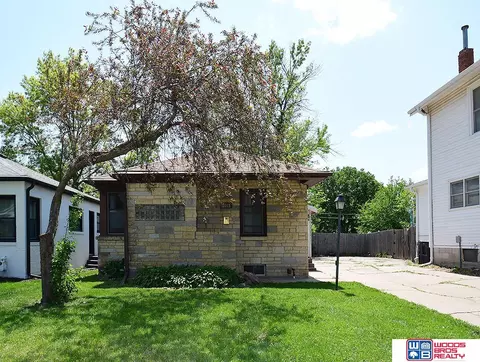 3343 C St, Lincoln, NE 68510
