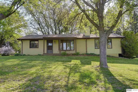 9319 2nd Ave, Plattsmouth, NE 68048