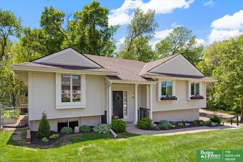 4307 Mccarty Dr, Bellevue, NE 68123 photo 2