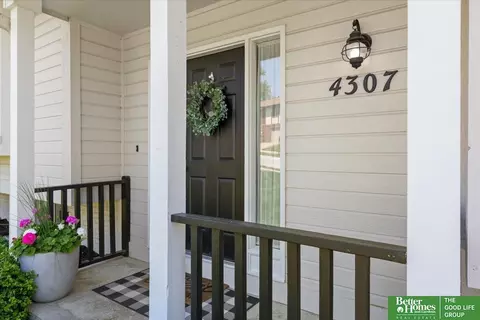 4307 Mccarty Dr, Bellevue, NE 68123 photo 4