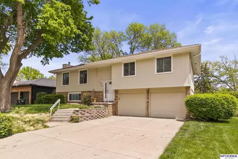 6119 S 94 Cir, Ralston, NE 68127