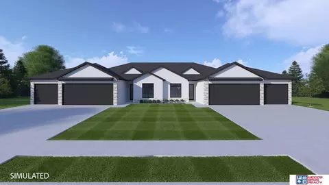 9716 Hillcrest Trl, Lincoln, NE 68520