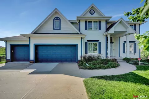 6618 N 157 Cir, Omaha, NE 68116