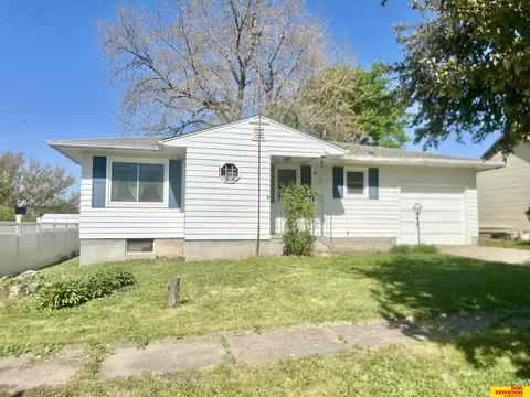 115 Lambrecht St, Beemer, NE 68716