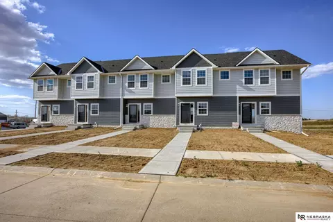 Exterior - 4613 Leawood Ct, Papillion, NE 68133 photo 1 of 3
