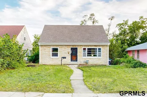3823 Corby St, Omaha, NE 68111