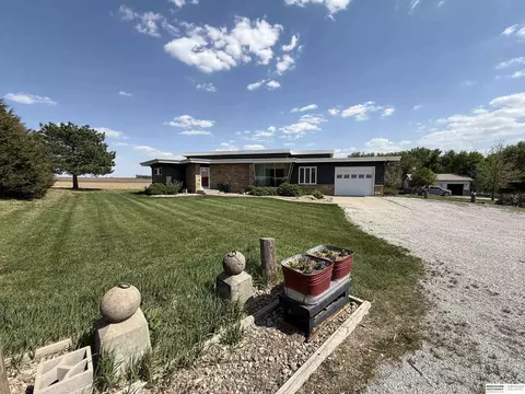 1111 Road N Rd, York, NE 68467