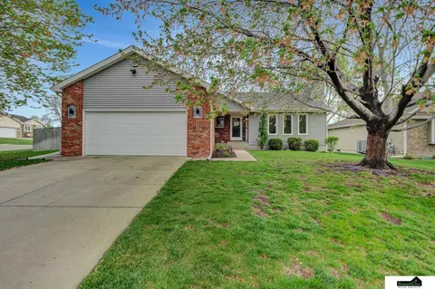 4600 Faulkner Ct, Lincoln, NE 68516