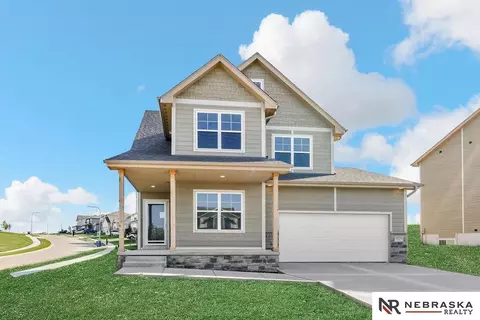 21553 I St, Elkhorn, NE 68022