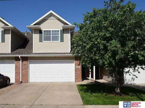2023 Connor Pl, Lincoln, NE 68505