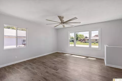 525 3rd St, Murdock, NE 68407 photo 5