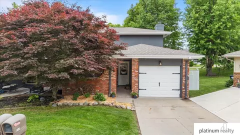 2849 S 163 Plz, Omaha, NE 68130