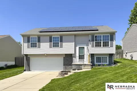 17844 Josephine St, Omaha, NE 68136