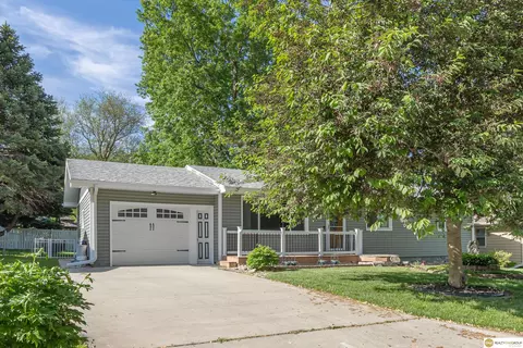 1033 W 10th St, Wahoo, NE 68066