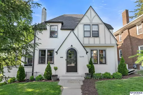 5644 Leavenworth St, Omaha, NE 68106
