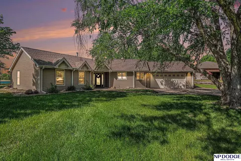 1050 Timberwood Dr, Ames, NE 68621